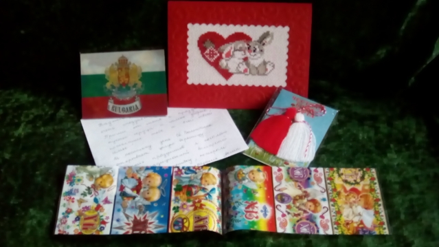 Все эти подарочки...
Но сначало понеслась я в магазин ,как на крыльях и настроение стало зашкаливать и
я скакала по магазину,как в детстве :-))
Вот такие сокровища ждали меня в конверте.
Но когда я его открыла,я увидела открытку и... Все эти подарочки...
Но сначало понеслась я в магазин ,как на крыльях и настроение стало зашкаливать и
я скакала по магазину,как в детстве :-))
Вот такие сокровища ждали меня в конверте.
Но когда я его открыла,я увидела открытку и...