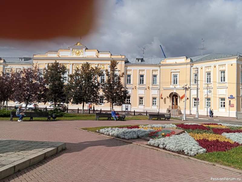 Как хомяки за три моря в Тверь ходили.