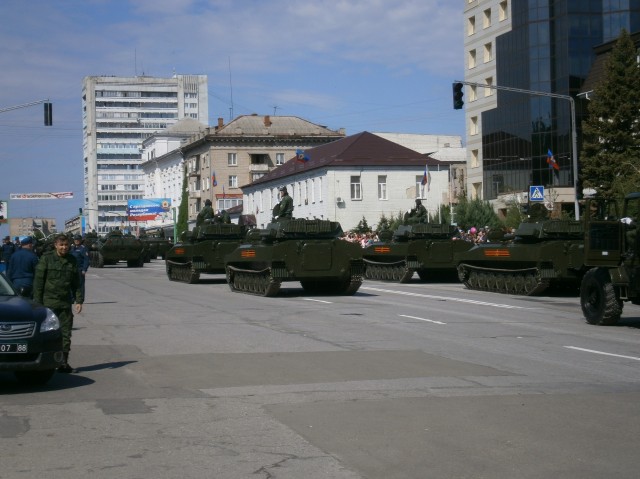 Празднование Дня Победы в Луганске