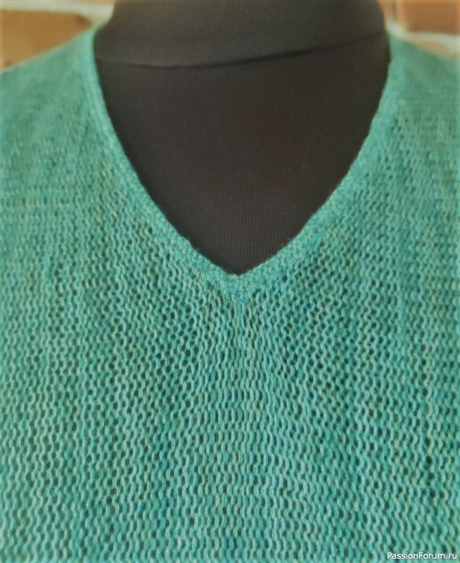 Летний пуловер «Очарование моря» из бобинной пряжи.