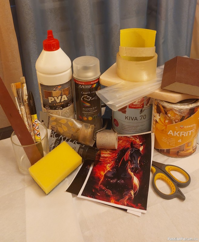 Декоративная досочка “Огненный скакун”