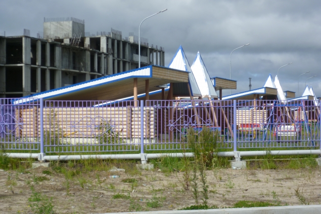 Прогулка по красивому городу Ханты-Мансийску с подругой Прогулка по красивому городу Ханты-Мансийску с подругой