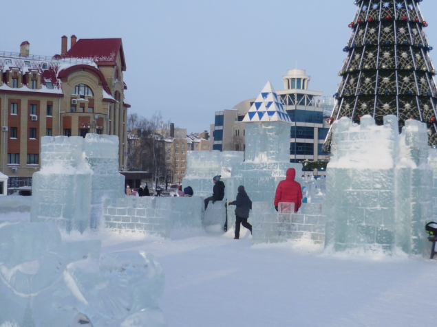 Наш любимый город в ледовых фигурах