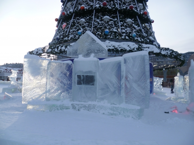 Наш любимый город в ледовых фигурах