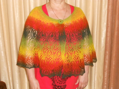 Poppy Shawl -парад накидок. Poppy Shawl -парад накидок.