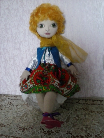 Моя первая текстильная кукла Даша.