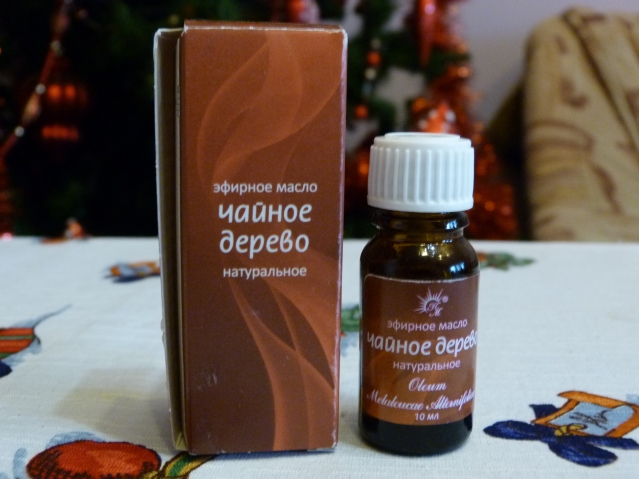 Это было масло чайного дерева!!! Полезное-преполезное... Его и вдыхают, и на кожу наносят, в нос закапывают, ингаляции, полоскания... и т.д. Я очень его люблю, но вот откуда об этом узнала Лидочка?! Это было масло чайного дерева!!! Полезное-преполезное... Его и вдыхают, и на кожу наносят, в нос закапывают, ингаляции, полоскания... и т.д. Я очень его люблю, но вот откуда об этом узнала Лидочка?!