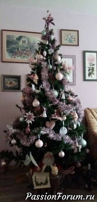 С Новым годом поздравляю! В гости Хрюша к нам пришла!