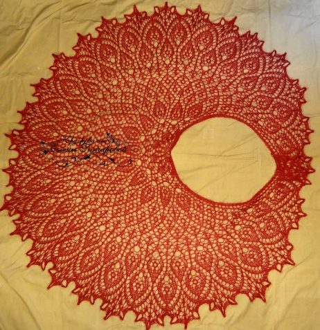 Gaudeamus Lace Shawl
by Anna Victoria Gaudeamus Lace Shawl
by Anna Victoria
