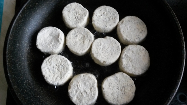 Сырники с медовым соусом