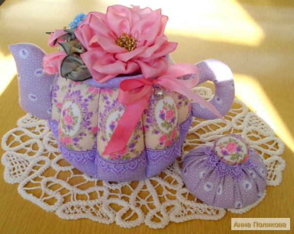 Текстильный чайник "Розы и лаванда"