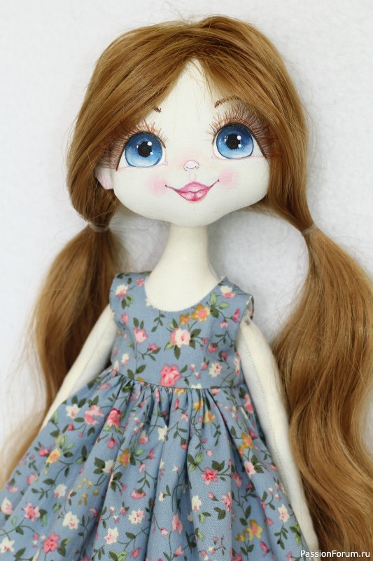 Текстильная куколка Люсия.