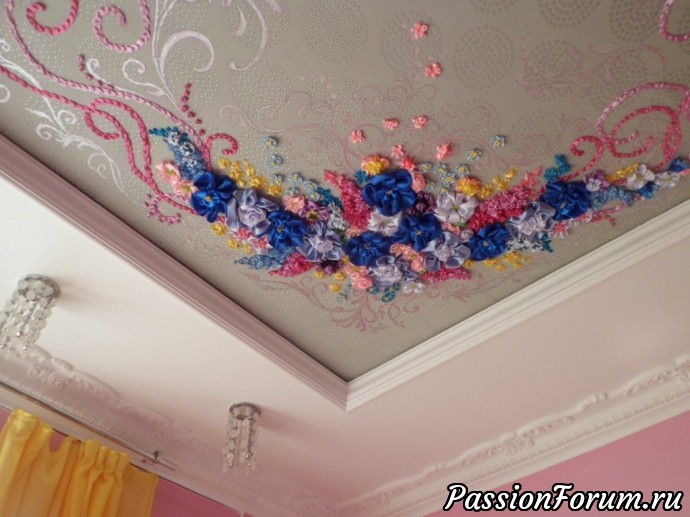 Подвесной потолок в детской комнате
