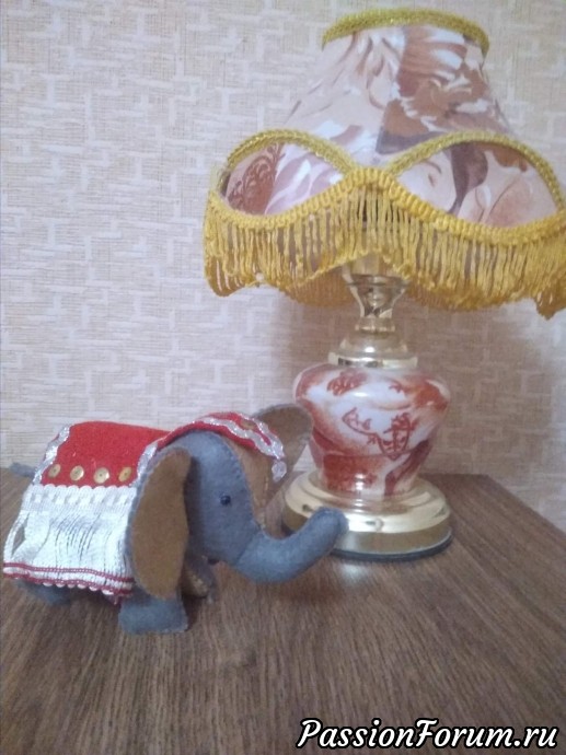 Новогодний слоник
