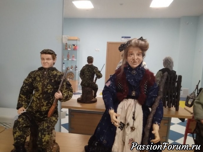 Выставка в школе (куклы) Выставка в школе (куклы)