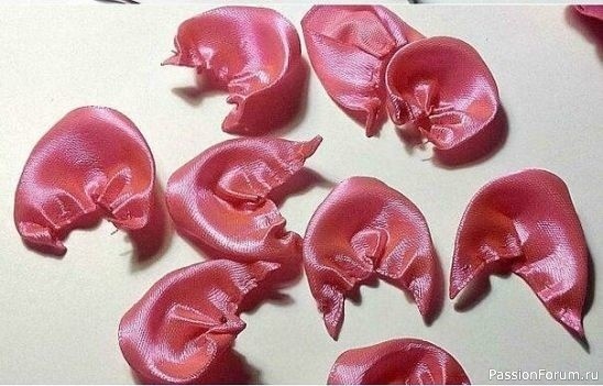 Нежные розочки своими руками