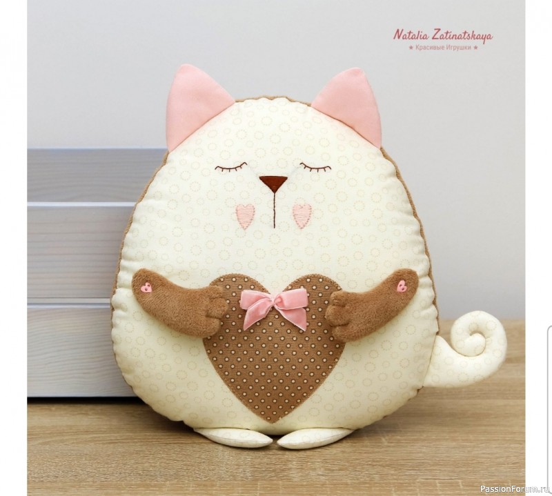 Игрушки подушки. Выкройка