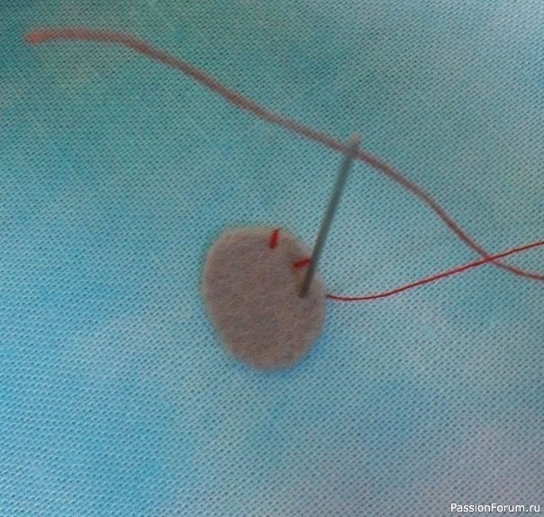 Вышиваем объемных насекомых