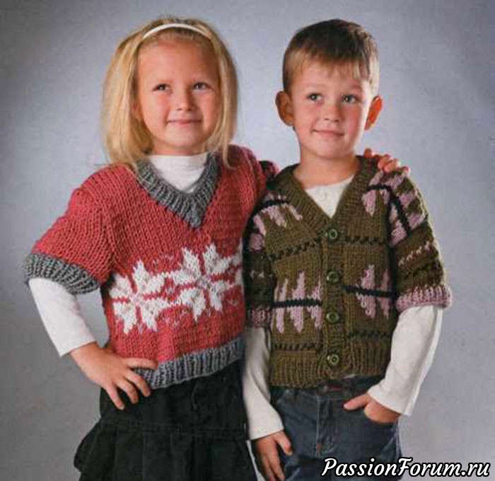 Детский пуловер спицами с короткими рукавами