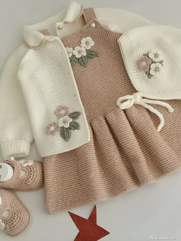 Детские платья спицами. Схемы