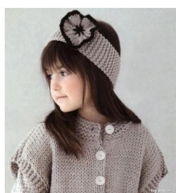 Жилет и повязка на голову для девочки