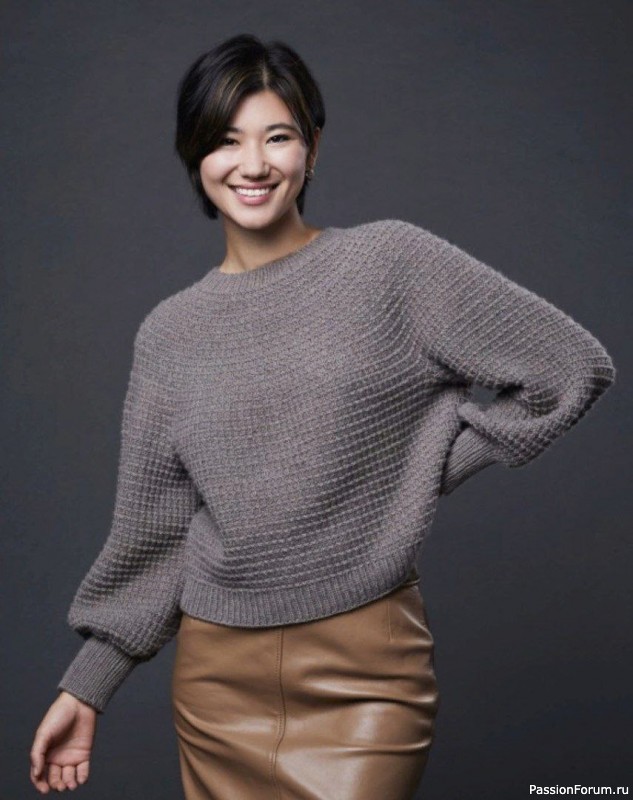 Короткий пуловер с круглой кокеткой и рукавами-баллон. Описание