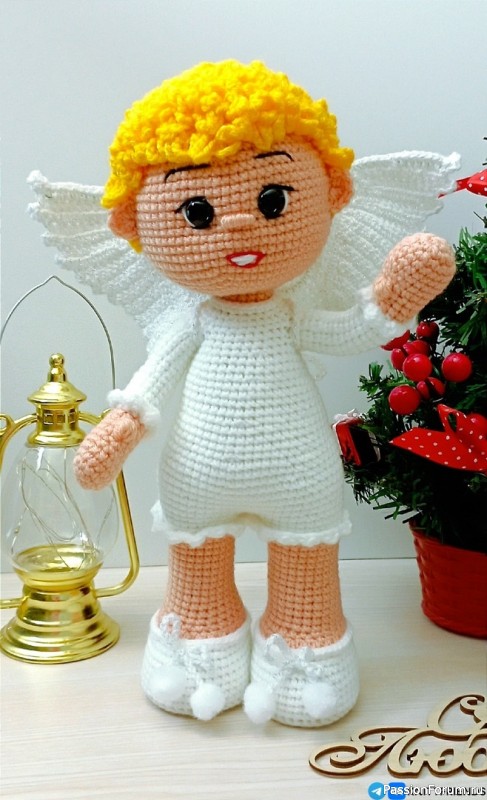 Рождественский малыш крючком. МК