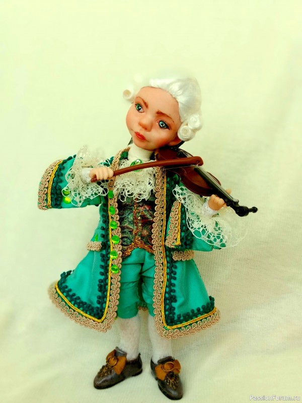 Кукла. Скрипач Антонио В. Уроки музыки
