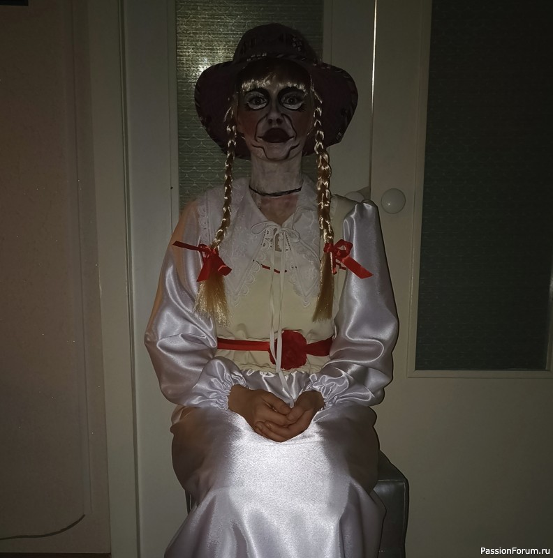 Сшила платье для костюмированной вечеринки