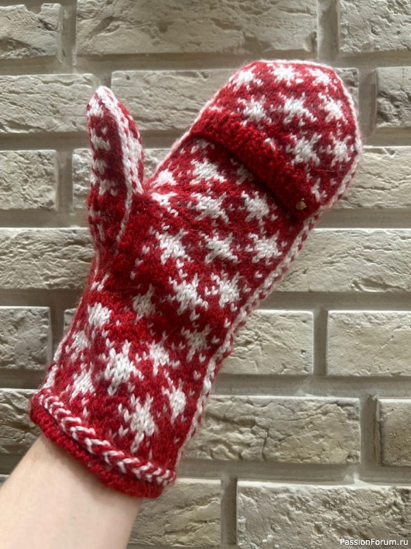 Жаккардовые варежки с лошадками (с откидным верхом) Схемы даром!