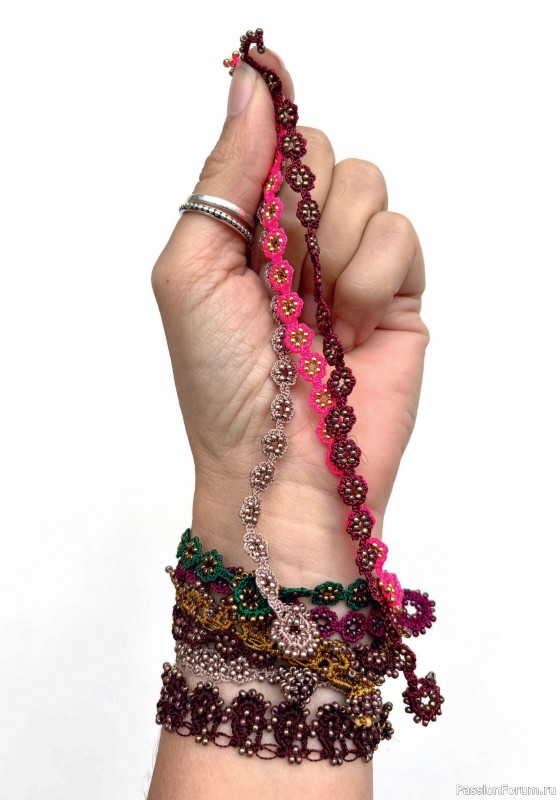 Коллекция проектов для рукодельниц в журнале «Handwerken Zonder Grenzen №252 2025»