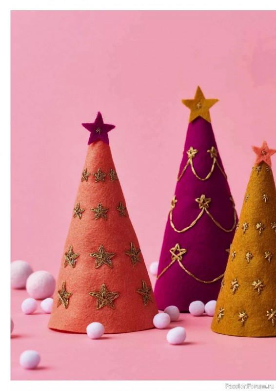 Коллекция проектов для рукодельниц в журнале «Mollie Makes - Christmas Crafting 2025»