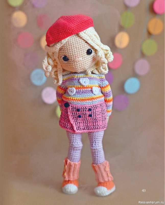 Вязаные проекты в книге &laquo;Киногуруми&raquo;.