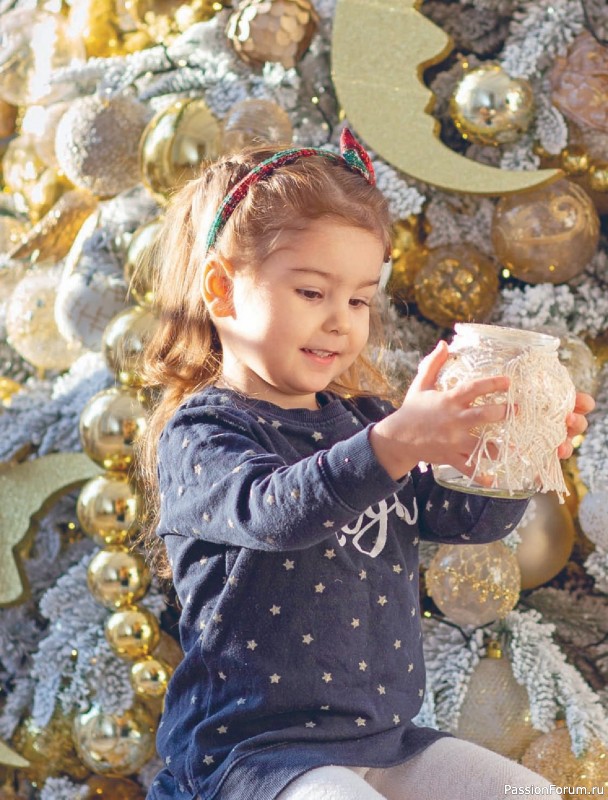 Коллекция проектов для рукодельниц в книге «Макраме на елку»