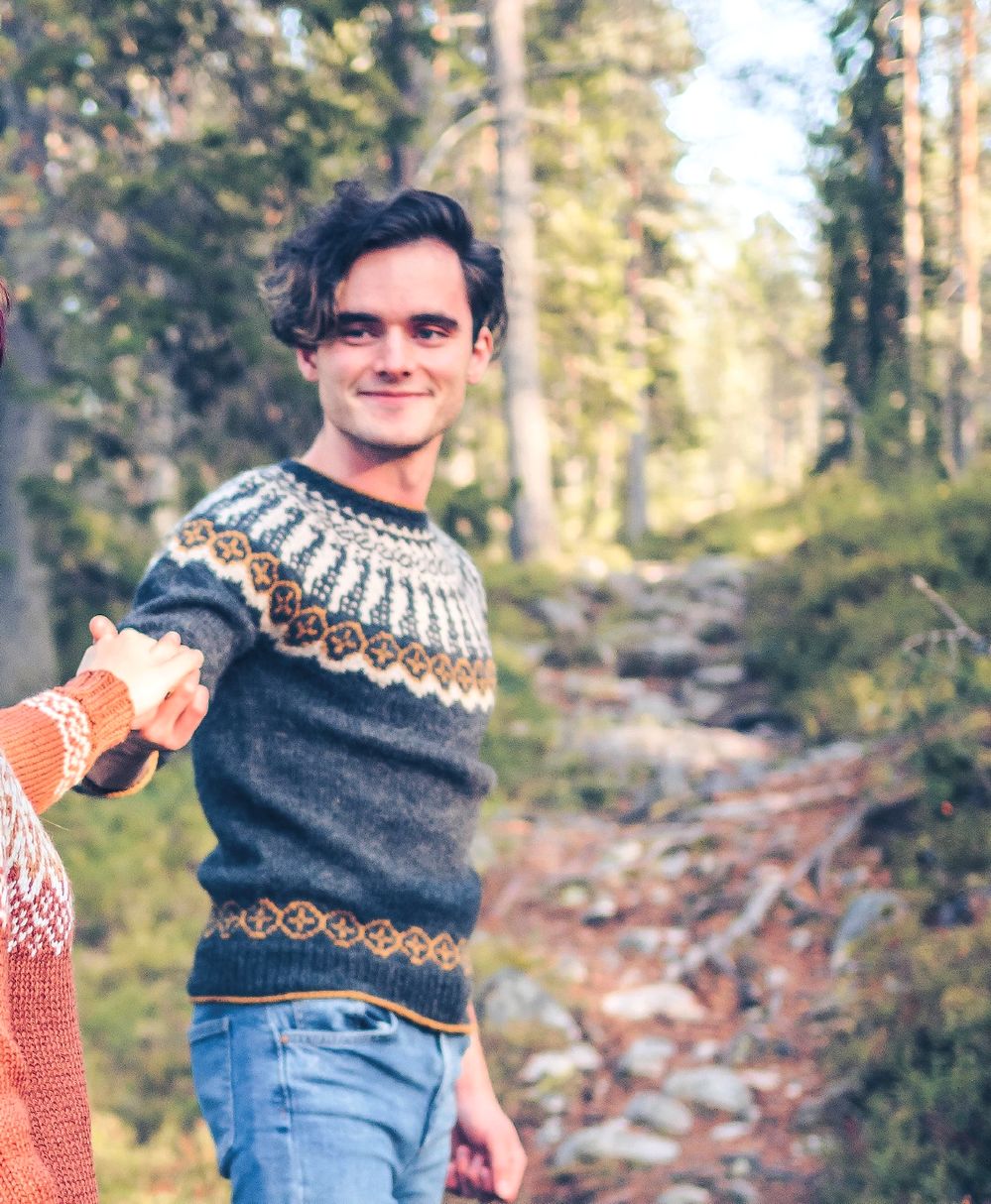 Коллекция вязаных моделей в книге «Icelandic Knits»
