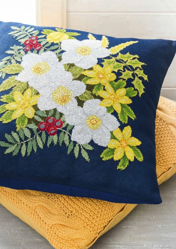 Коллекция вышивки в журнале «Cross Stitch Gold - Floral Collection 2023»