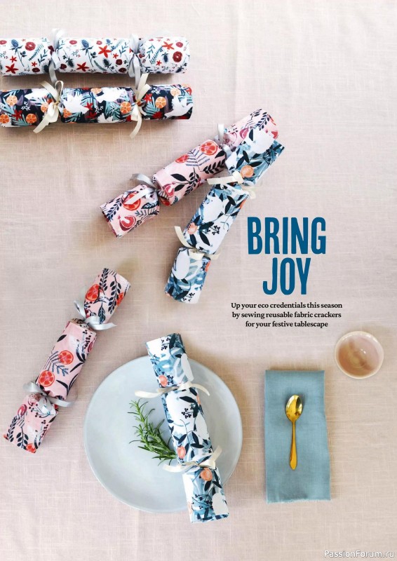 Коллекция проектов для рукодельниц в журнале «Mollie Makes - Christmas Crafting 2025»