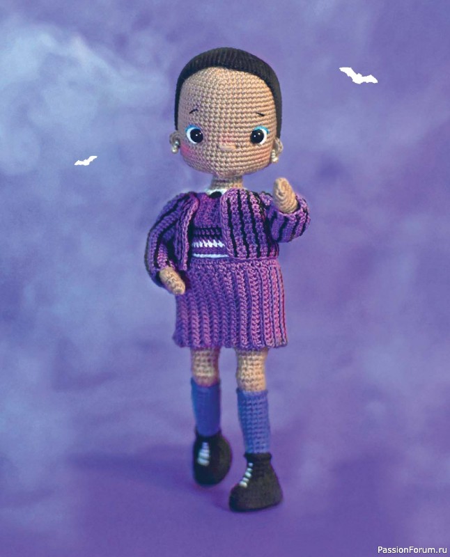 Вязаные проекты в книге &laquo;Киногуруми&raquo;.