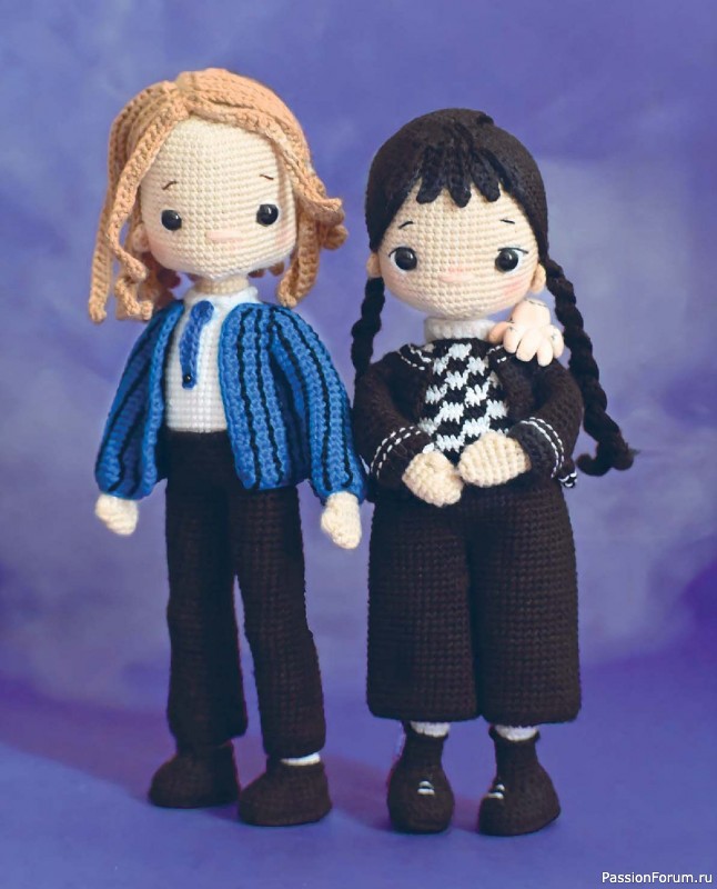 Вязаные проекты в книге &laquo;Киногуруми&raquo;.