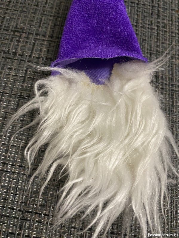 Гном-магнит (мк на встрече в антикафе)