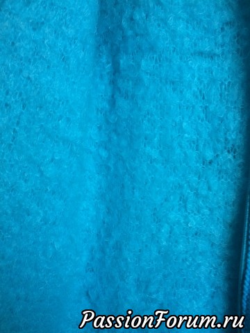 Подклад из пушистых и мягких ниток "angora himalaya" 650м на 100гр связан спицами. Подклад из пушистых и мягких ниток "angora himalaya" 650м на 100гр связан спицами.