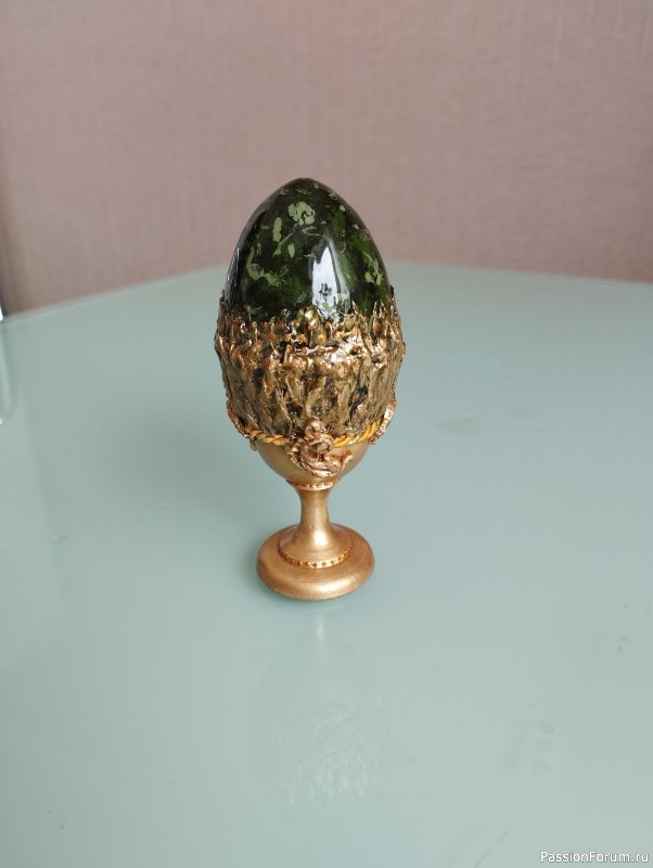 Пасхальное яйцо "Каменный цветок"