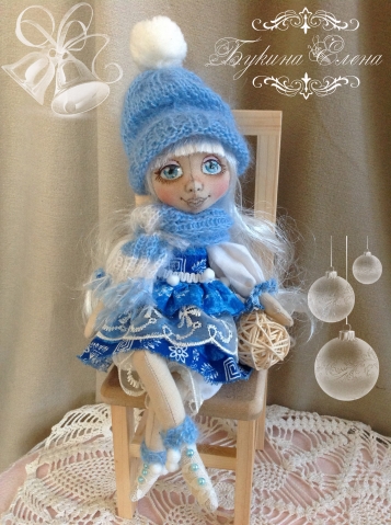 Текстильная куколка Снежанка