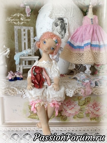 Анечка текстильная куколка.