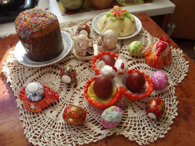 Пасха.Курочка и петушок мои поделки. Пасха.Курочка и петушок мои поделки.