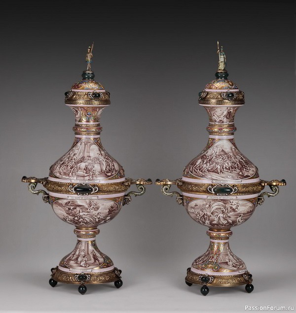 ​Венские эмали в стиле историзма