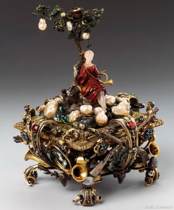 «Perlfiguren» Августа Сильного