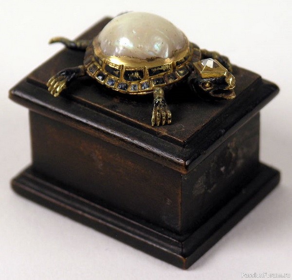 «Perlfiguren» Августа Сильного