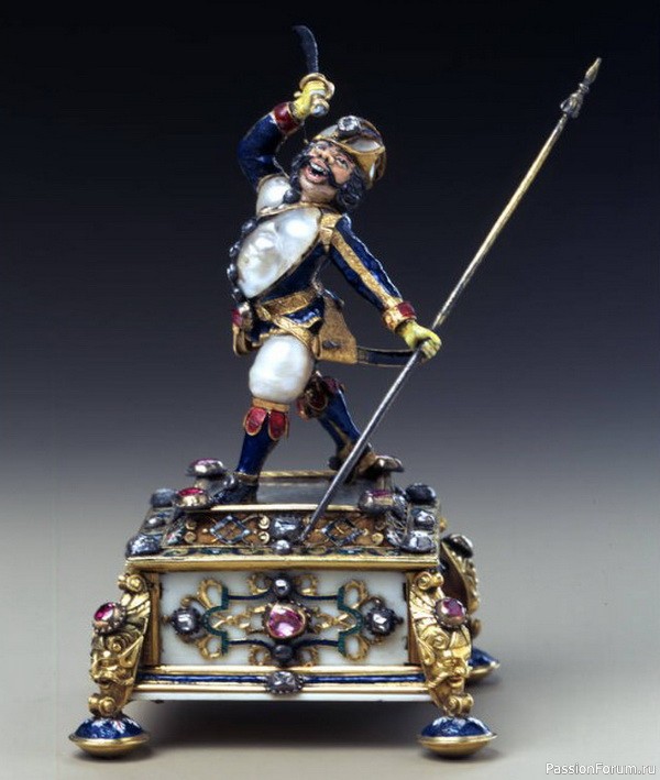 «Perlfiguren» Августа Сильного