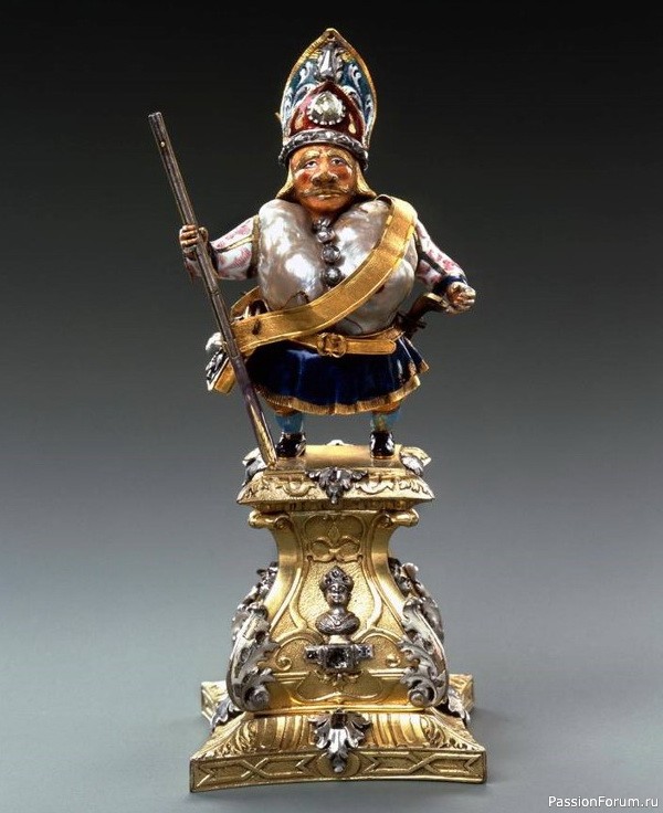 «Perlfiguren» Августа Сильного